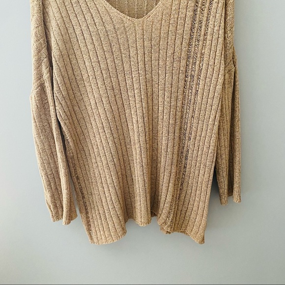 EARTHBOUND V-Neck Sweater Tan Sz Small - Picture 8 of 9